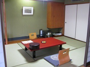 Tatami mat room